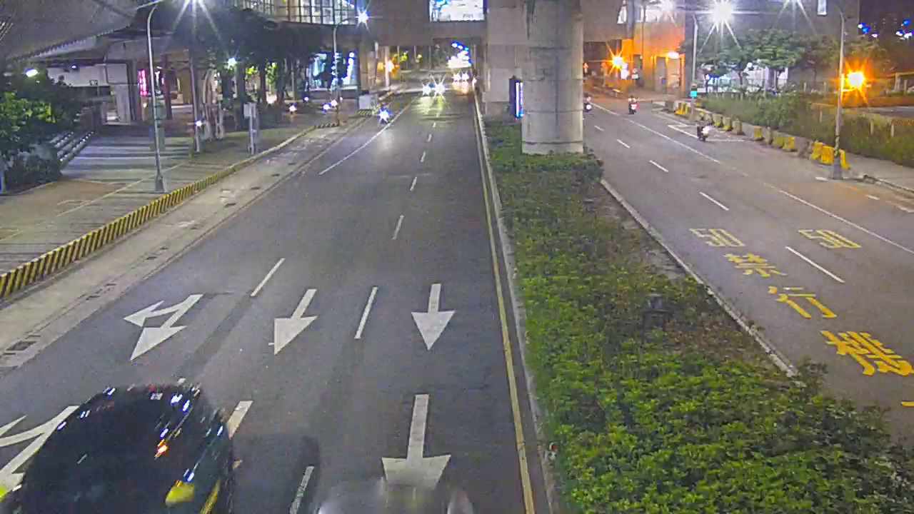 台中市南區建國北路/大慶街(右側車流往環中路)