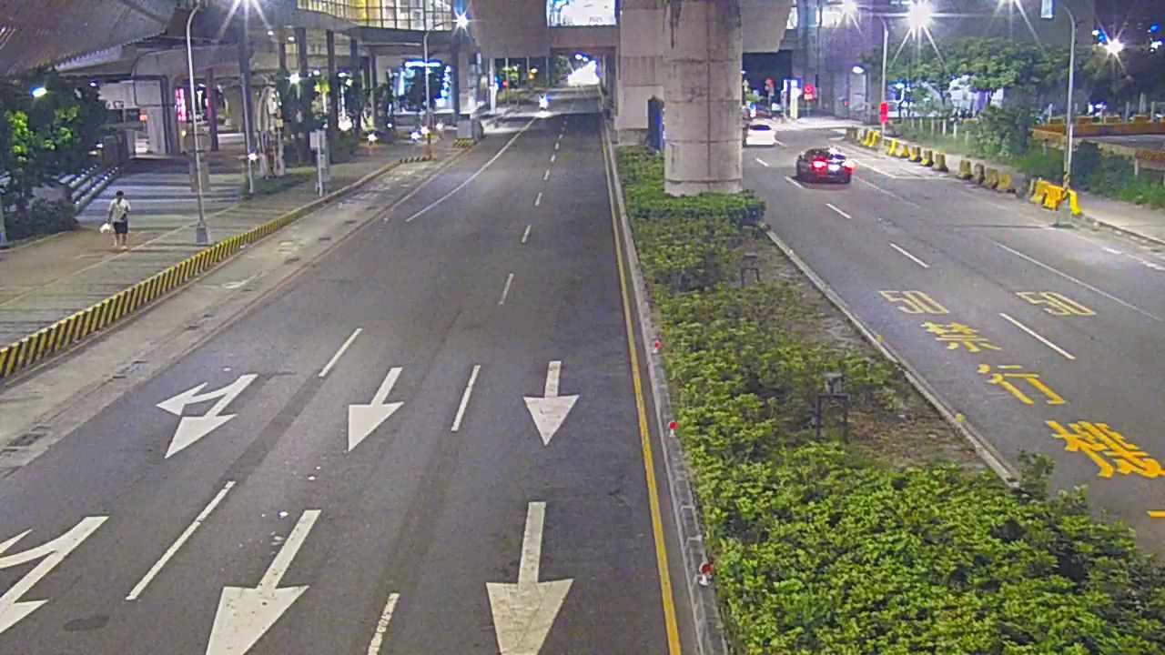建國北路/大慶街(右側車流往環中路) Jianguo N. Rd./Daqing St.(Right side Traffic flow to Huanzhong Rd.)