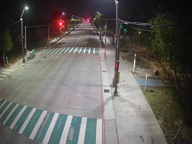 中科路/中央公園遊客中心(右側車流往河南路)