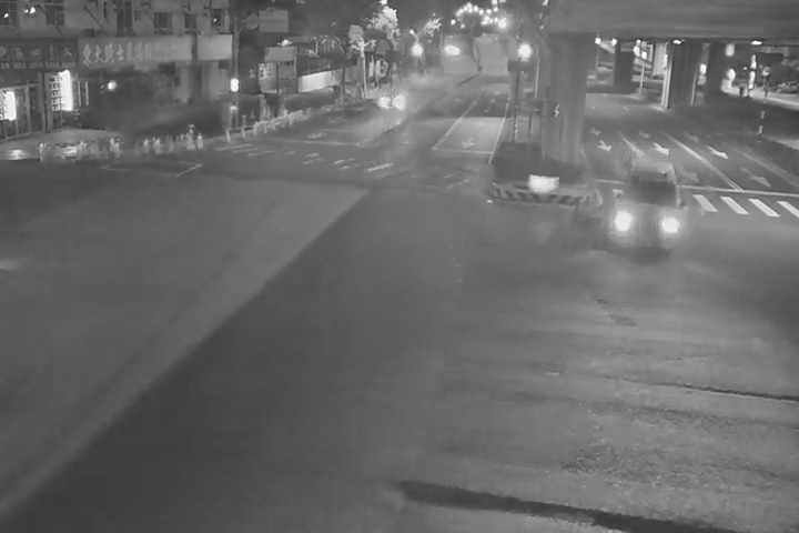 環中路/西屯路(車流往中清路)