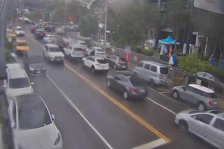 台中市北屯區四平路/四平路568巷(右側車流往環中路)