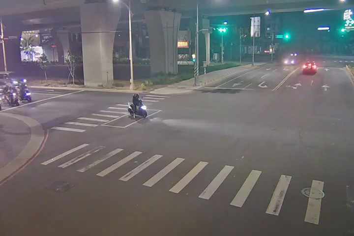 台中市北屯區崇德十路/環中路(右側車流往雅潭路)