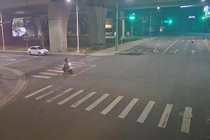 台中市北屯區崇德十路/環中路(右側車流往雅潭路)