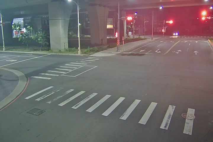 崇德十路/環中路 (右側車流往雅潭路) Chongde 10th Rd./Huanzhong Rd.( Right side Traffic flow toYatan Rd.)