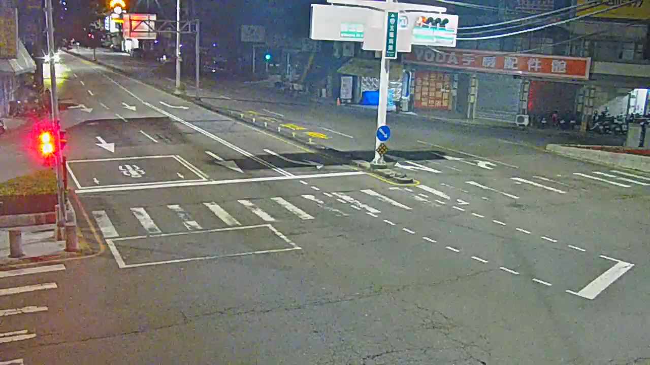 五權南路/高工路(右側車流往中投公路)