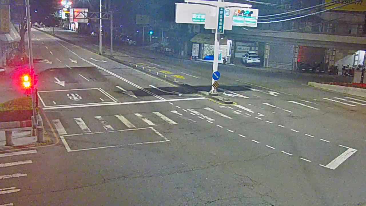 五權南路/高工路(右側車流往中投公路)