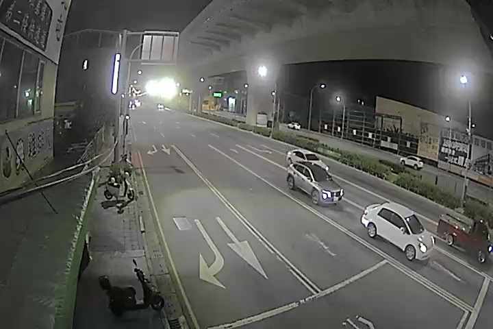 台中市北屯區環中東路/松竹路(車流往東山路)