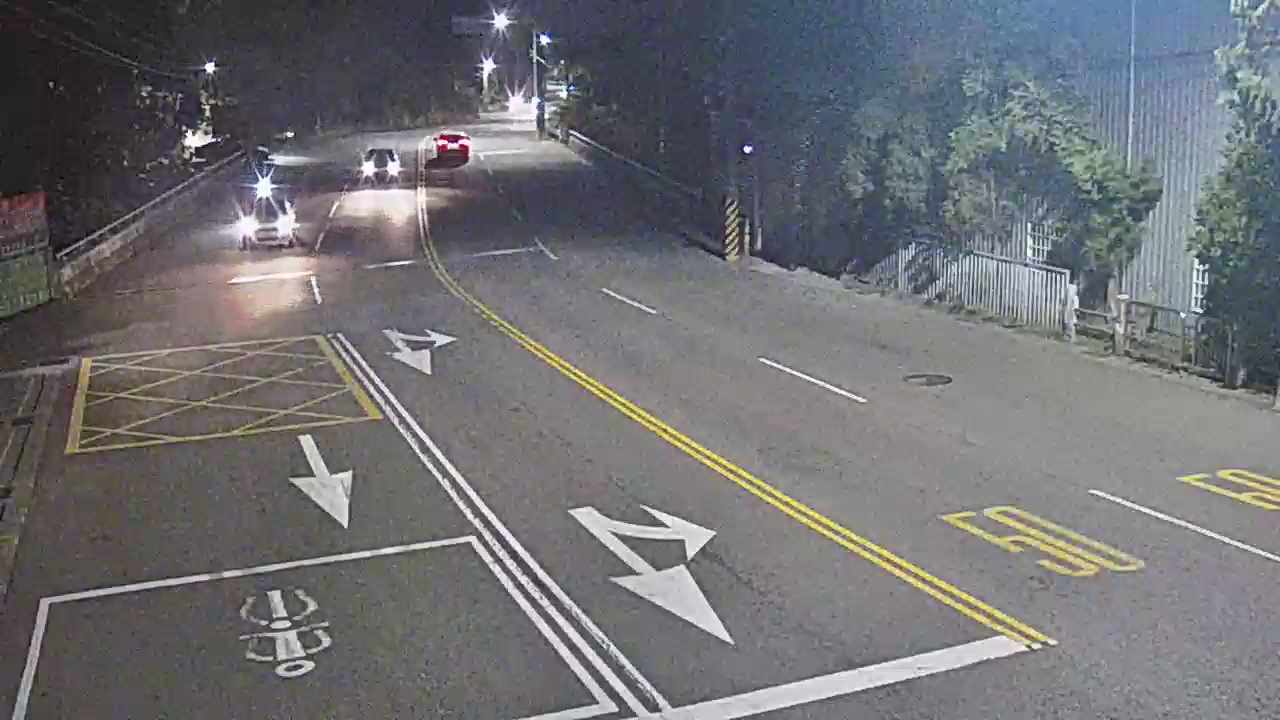 東山路/大湖巷(右側車流往大坑圓環)