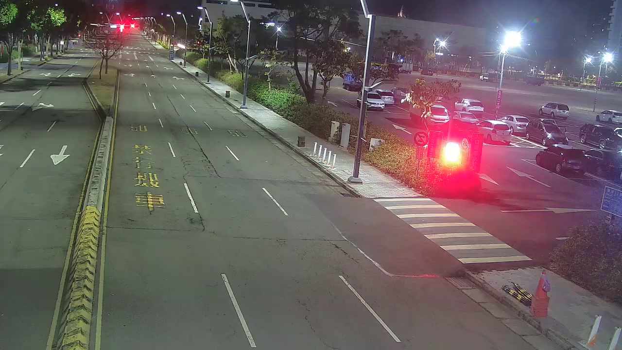 台中市道路 [07083(i)]經貿路/河南路(右側車流往環中路),Jingmao Rd/Henan Rd (Right side Traffic flow to Huanzhong Rd)) 距離522公尺