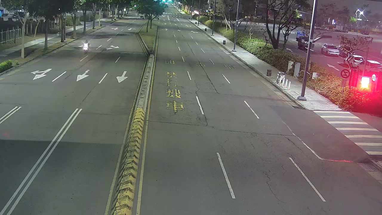 經貿路/河南路(右側車流往環中路)