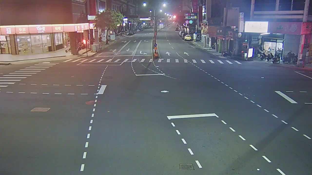 青海路/河南路(右側車流往文心路)