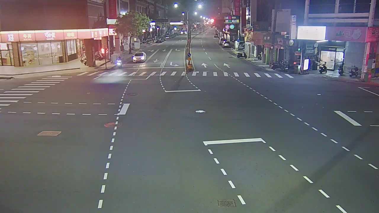 青海路/河南路(右側車流往文心路)