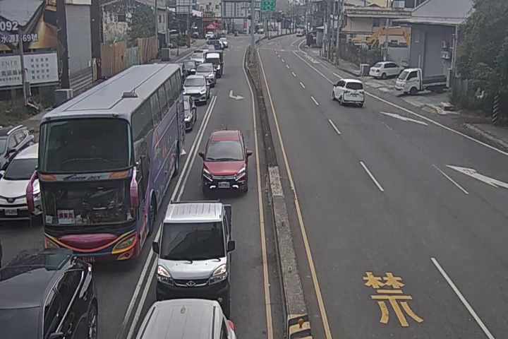 豐勢路/國豐路(右側車流往豐原)