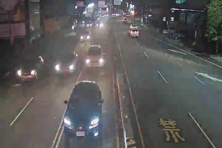 豐勢路/國豐路(右側車流往豐原)