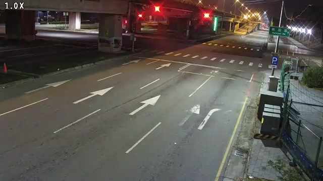環中路/凱旋路(車流往中清路)