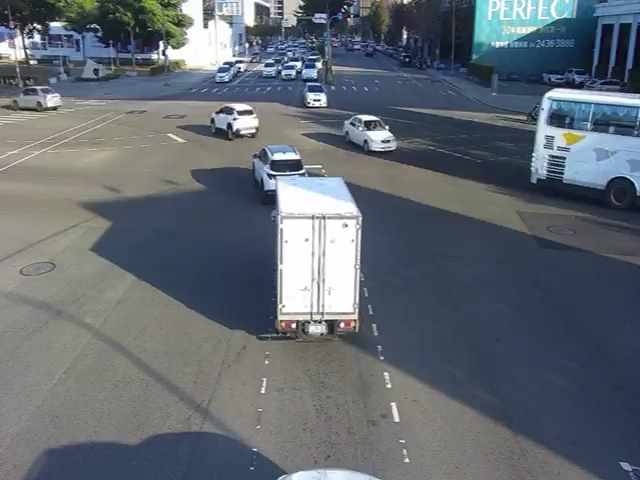 太原路/環中東路西側(右側車流往祥順路)