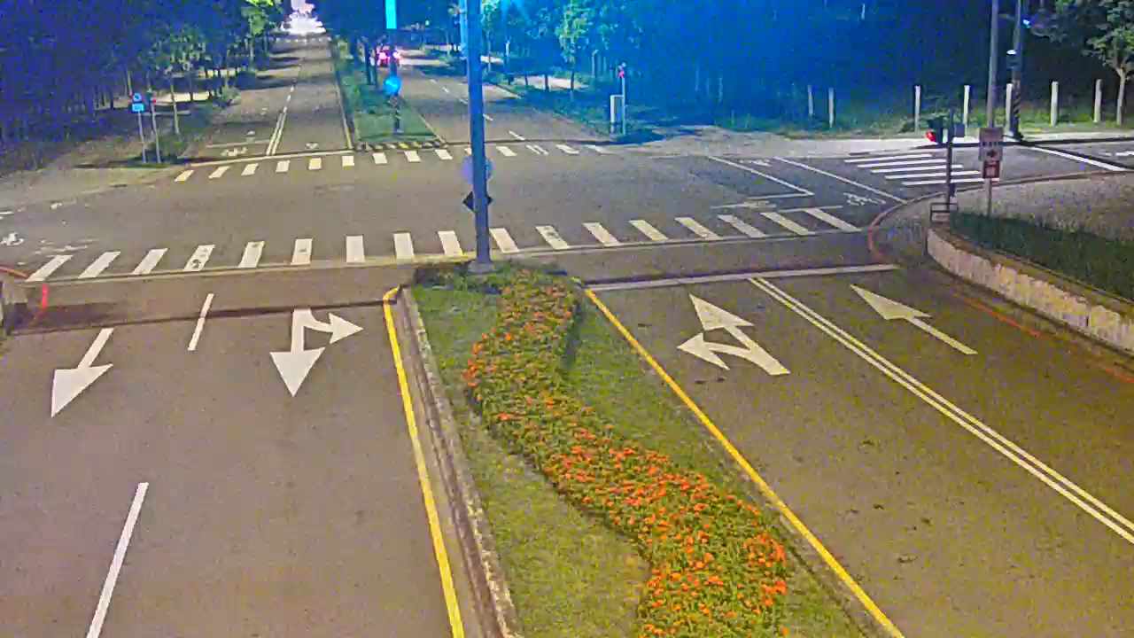 凱旋路/黎明路(右側車流往環中路)