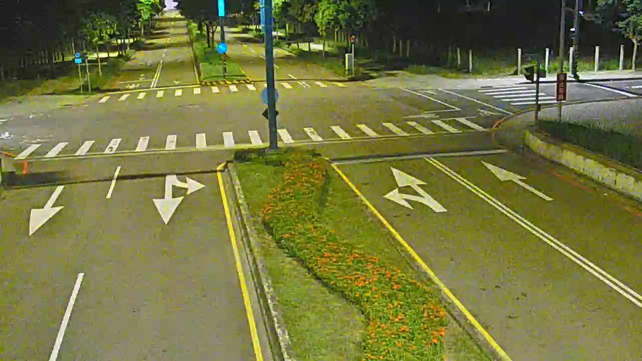 凱旋路/黎明路(右側車流往環中路)