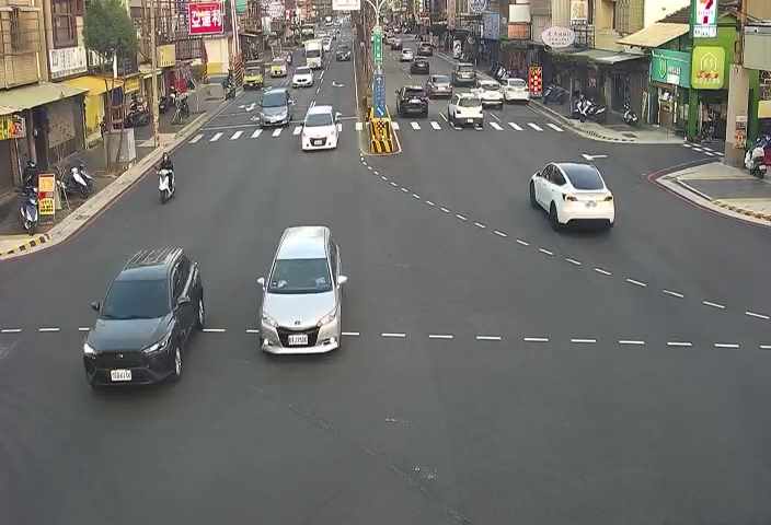 中山路/大豐北路(右側車流往豐原大道)