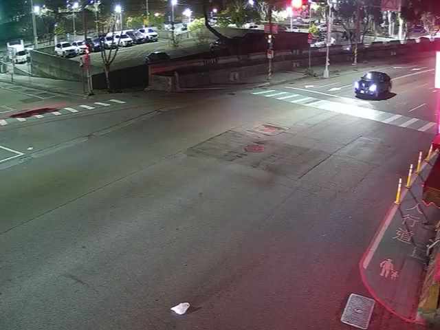 台中市北屯區經補路/東山路(右側車流往祥順路)