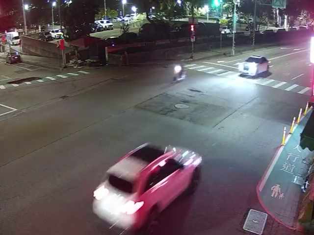台中市北屯區經補路/東山路(右側車流往祥順路)
